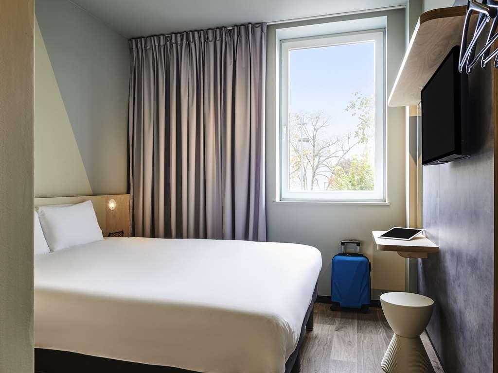Ibis Budget Épinal Quarto foto